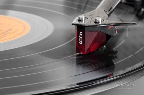 Pro-Ject Debut Carbon EVO 2M-Red Satin White фото 3