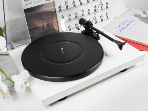 Pro-Ject Debut Carbon EVO 2M-Red High Gloss White фото 7
