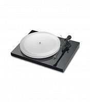 Pro-Ject Debut Carbon Recordmaster Hires 2M-Red Piano