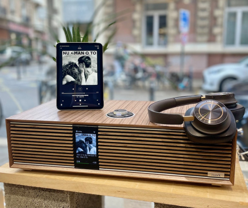 Pro-Ject Debut Carbon EVO 2M-Red + Ruark Audio R410 фото 2