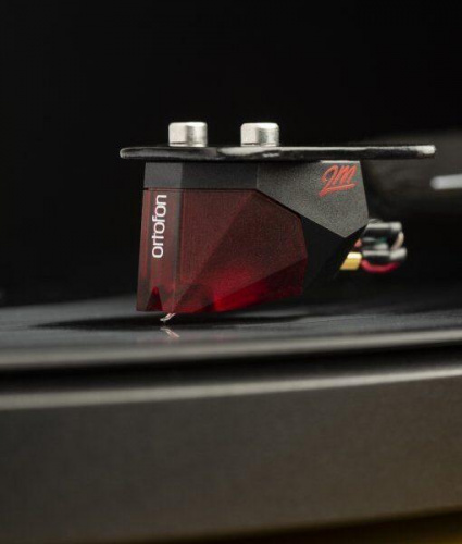 Pro-Ject Debut Carbon EVO 2M-Red Satin Black фото 6